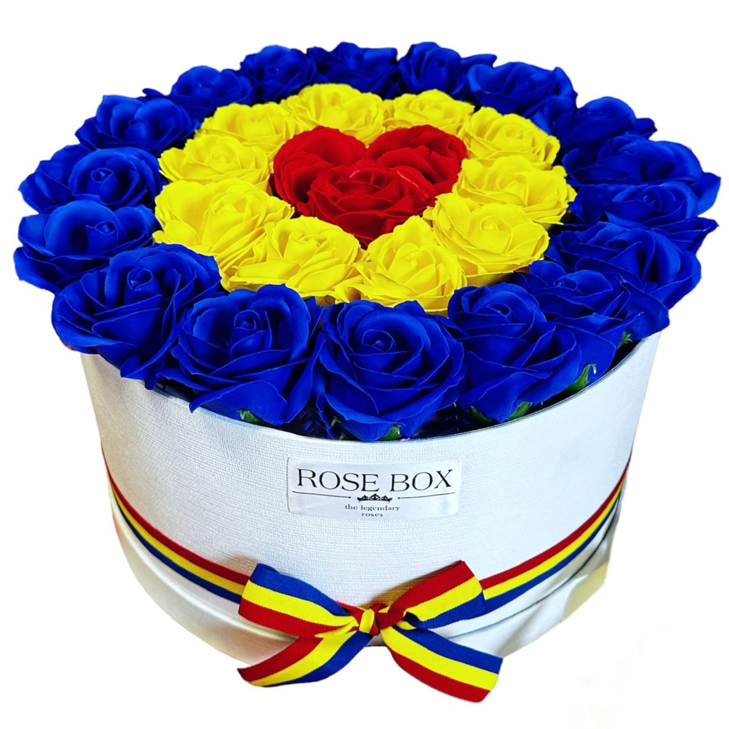 Cutie medie cu 41 trandafiri mari cu tricolorul României