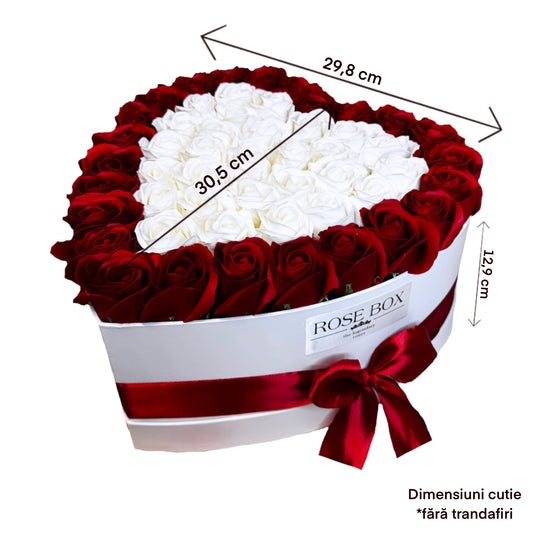 Cutie inima albă cu 51 trandafiri