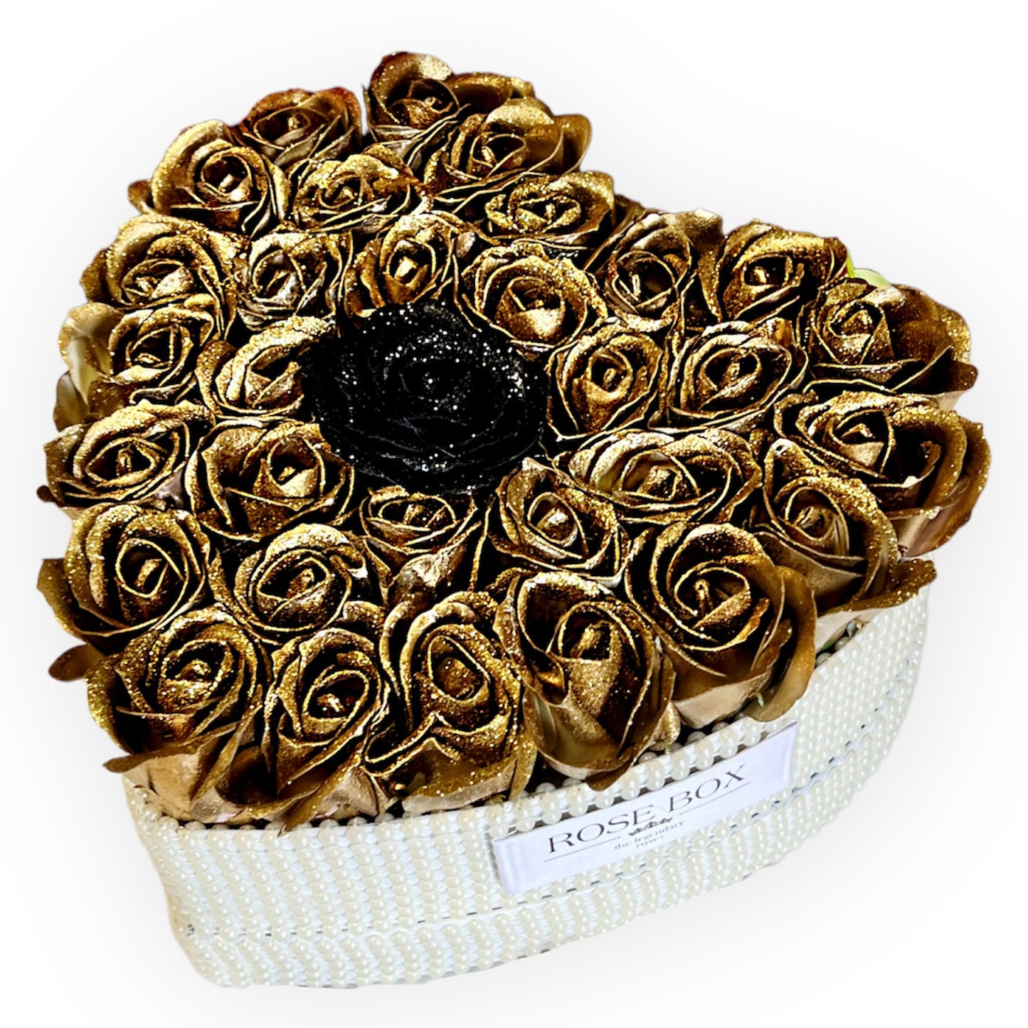 Cutie cu perle albe și 35 trandafiri aurii cu sclipici