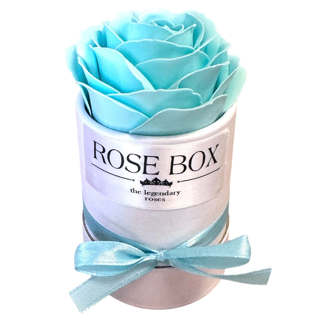 Trandafir mare albastru deschis în cutie albă